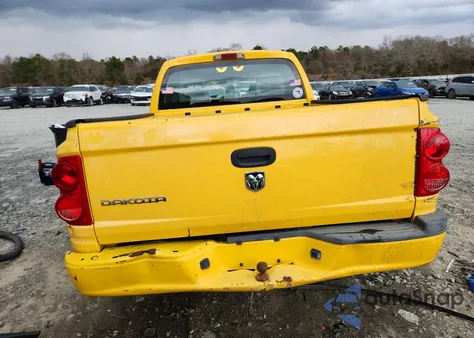2006 Dodge Dakota Quad z USA, uszkodzony, nr VIN 1D7HE28KX6S595349